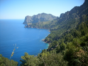 Küste zwischen Port Soller und Cala Tuent